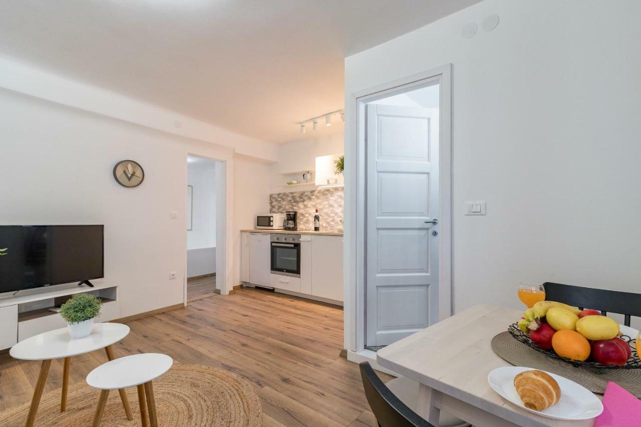 Central New Apartment Nonna Mara Rovinj Buitenkant foto